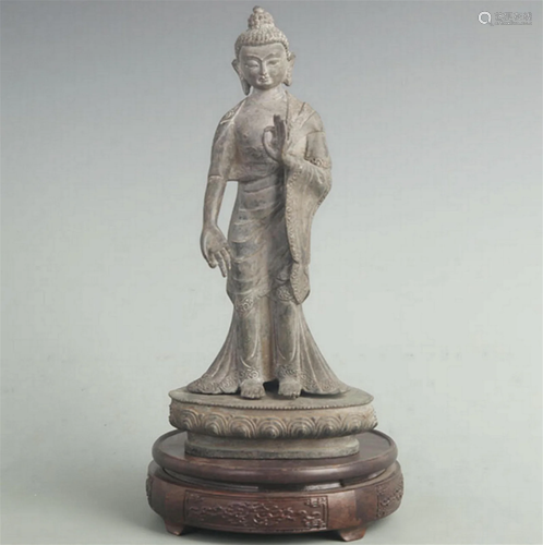 A FINE BRONZE GAUTAMA BUDDHA STATUE