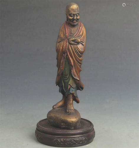 A FINE COLORED BRONZE LUOHAN FIGURE