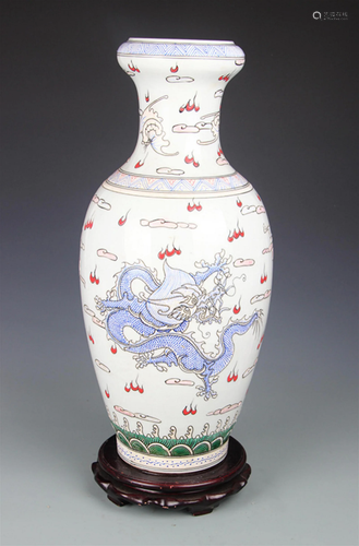 FAMILLE ROSE DRAGON PAINTED VASE