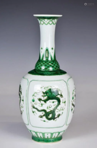 An Emerald-Green Glazed Dragon Vase Qianlong Mk