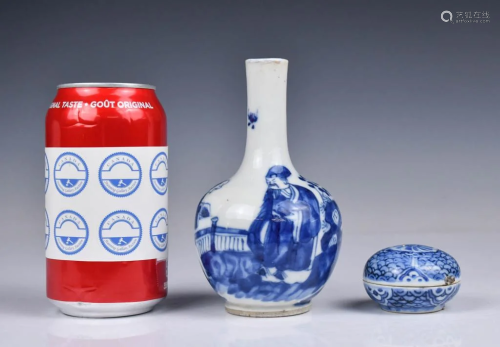A Blue and White Circular Box and A Vase Qing