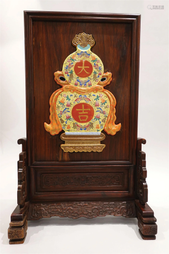 An inlaid porcelain gourd-shaped plate mahogany screen with ...