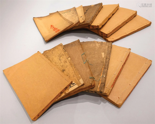 Set of 13 vintage thread-bound books of Traditional Chinese ...