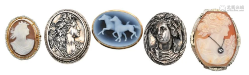 Five Piece Lot, to include two silver cameo brooches/pendant...