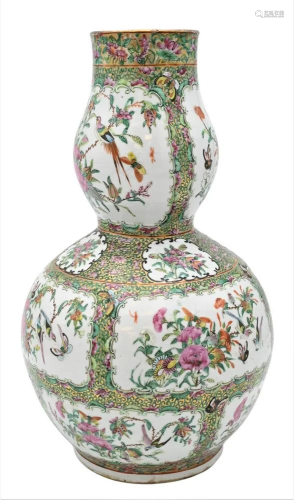 Rose Medallion Double Gourd Vase, probably 19th century, dri...