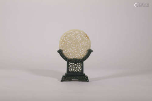 Openwork White Jade Figure Table Screen with Spinach-Green J...