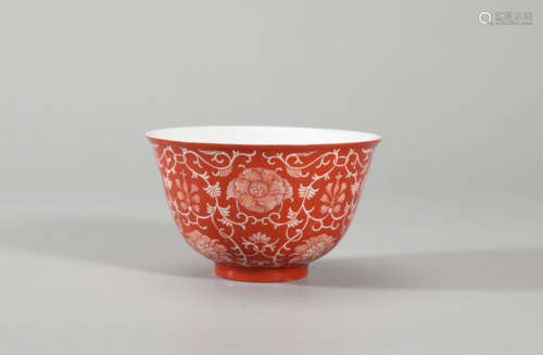 Reverse-Decorated Iron-Red Glaze Interlocking Lotus Bowl