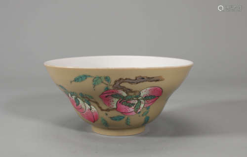 Yellow Glaze and Famille Rose Sanduo Bowl