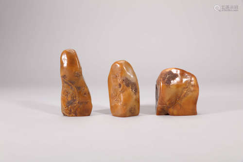 Group of Three Tianhuang Stone Irregular Seals