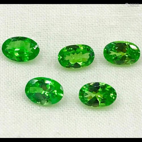 5 Tsavorite Oval Faceted Gems