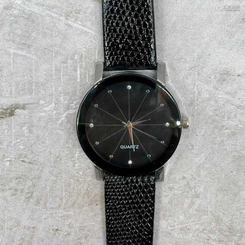 Striking Large Quartz Stainless Steel Watch