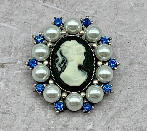 Blue Rhinestone And White Pearl Cameo Broach