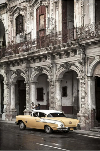 American Classic Car Driving the Streets of Havana Wall Art ...