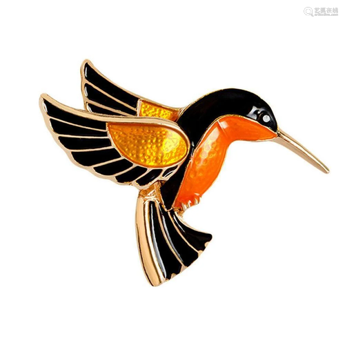 Elegant Ladies Enameled Hummingbird Brooch