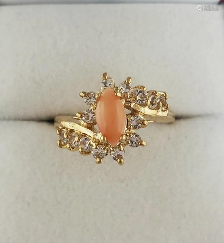 Ladies 0.51 ct Oval Cut Pink Quartz Stone Ring