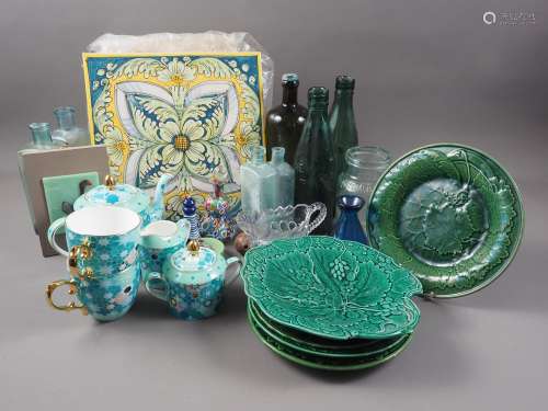 Five cabbage ware plates, a T2 part teaset, a Venetian end o...