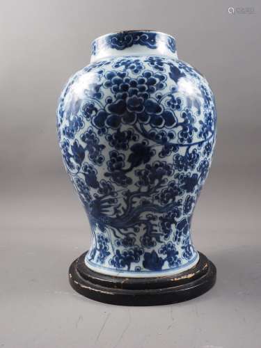 A Chinese porcelain blue and white phoenix decorated jar, 13...
