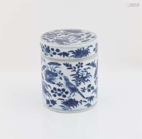 Chinese Blue and White Cylindrical Box , 17th/18th century u...