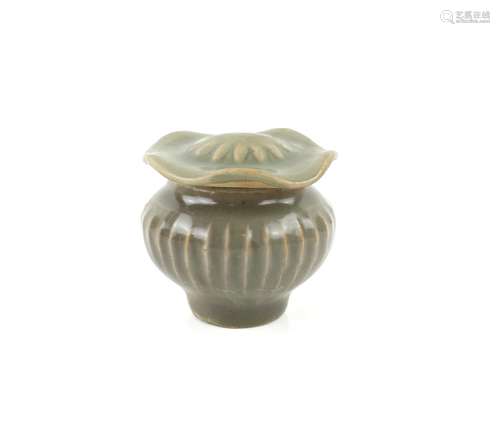 Longquan Celadon Jar and Cover, Yuan dynasty, the baluster b...