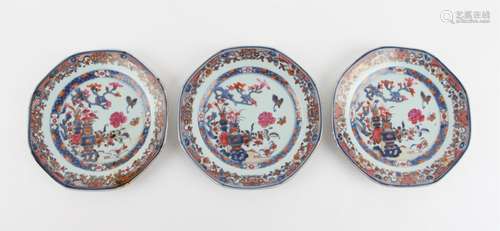 A Set of Three Chinese Export Imari Dishes, 18th century pai...