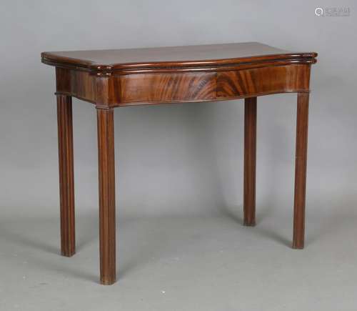 A good George III figured mahogany serpentine fronted fold-o...