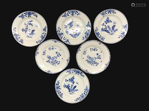 CHINEEnsemble de six assiettes en porcelaine décorée en bleu...