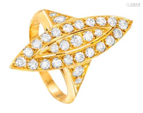 en or jaune pavée de diamants taille brillant pour un total ...