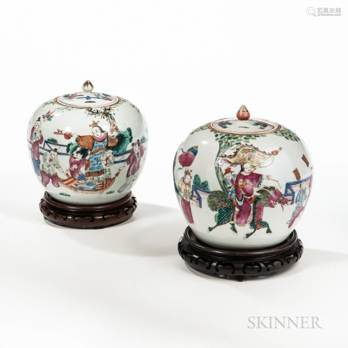 Pair of Chinese Porcelain Ginger Jars and Covers, 19th centu...