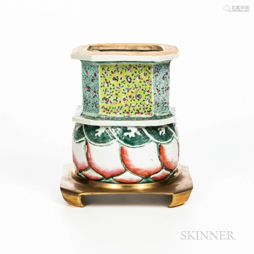 Chinese Export Porcelain Jardiniere, 19th century, polychrom...