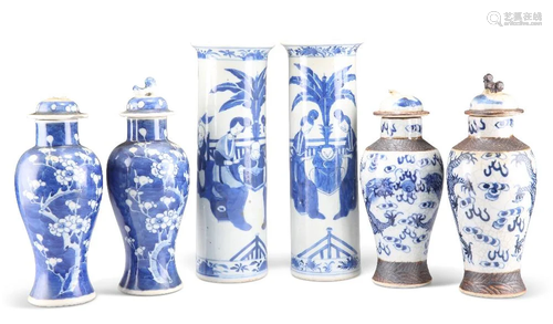 A GROUP OF 19TH CENTURY CHINESE BLUE AND WHITE PORCELAIN, in...