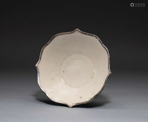 Fixed kiln plate in Song Dynasty of China
