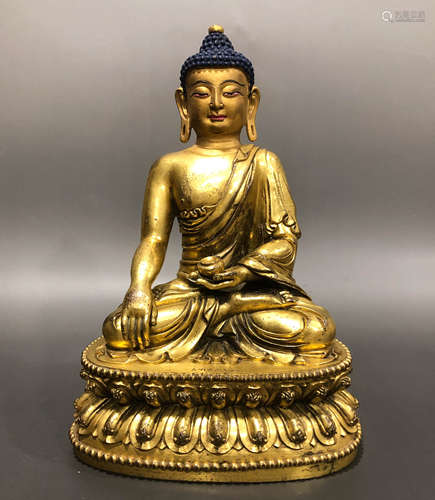 Chinese Qing Dynasty bronze gilt Buddha statue