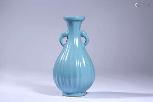 Azured Glaze Melon-Shape Vase