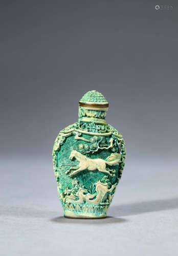 Green Lacquer Snuff Bottle