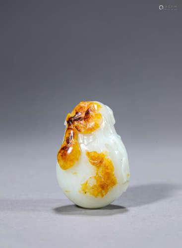 Russet Jade Fulu Snuff Bottle