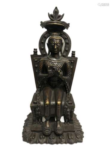 Ancient Chinese bronze Buddha statue