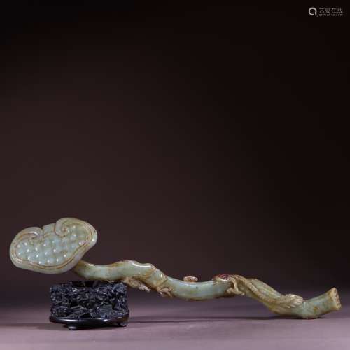 Chinese Qing Dynasty Hetian jade seed dragon Ruyi