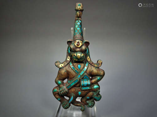 Chinese Han dynasty bronze interlaced with gold and silver h...