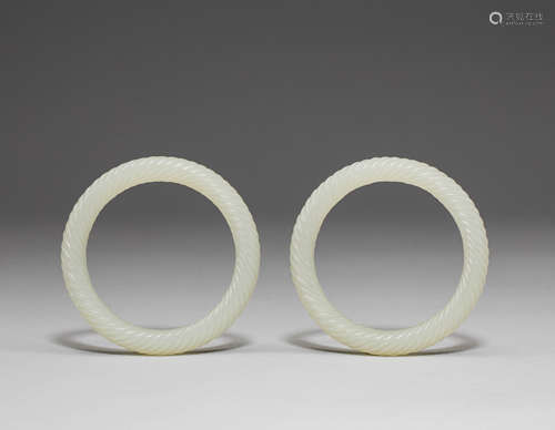 Hetian jade bracelet from Qing Dynasty, China