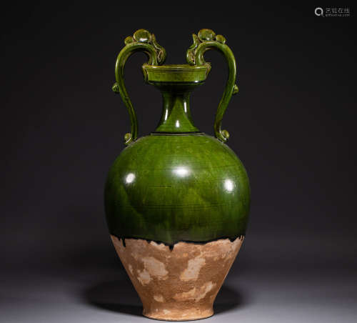 Chinese Tang Dynasty green glaze double dragon bottle