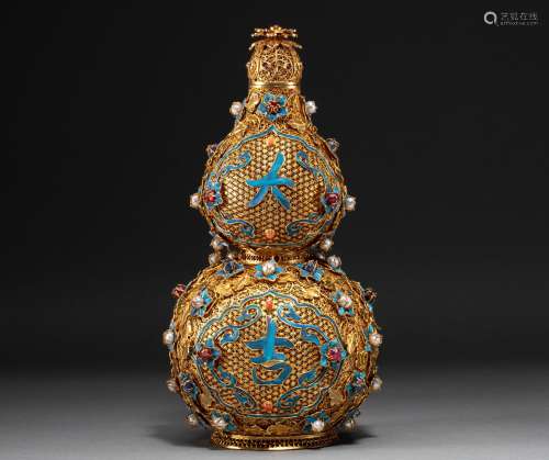 Gold-gilt calabash pot from China's Qing Dynasty