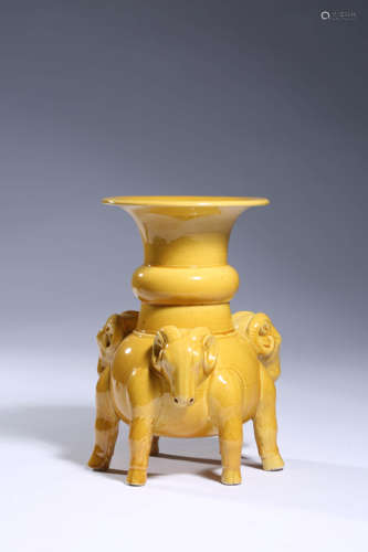 Yellow Glaze Ram-Head Zun