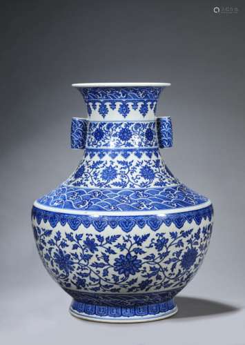 Blue And White Interlocking Lotus Zun Vase