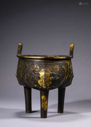 Gilt Bronze Mythical-Beast Ding Vessel