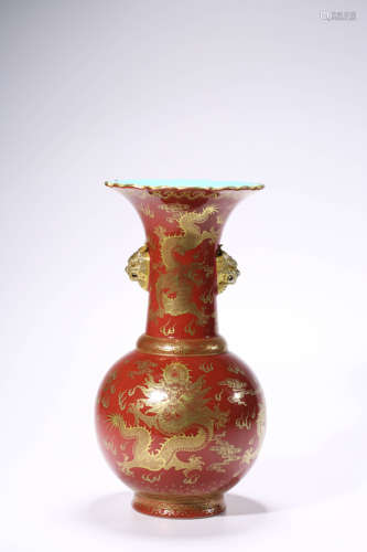 Coral Red Gold-Decorated Flaring-Mouth Vase