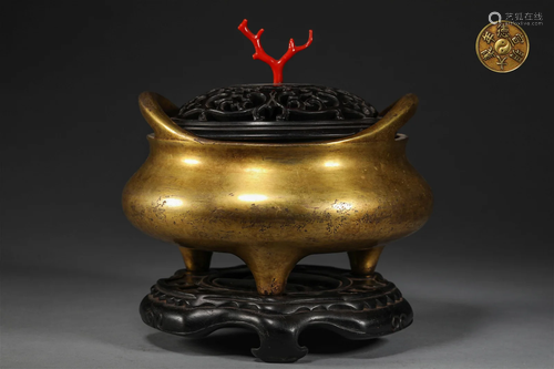 Copper gilding fumigation furnace in Qing Dynasty