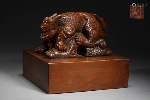 Sandalwood seal of Qing Dynasty