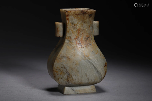 Jade vase of Ming Dynasty