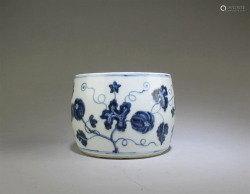 Chinese Blue & White Cricket Container