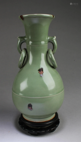 Chinese Porcelain Vase